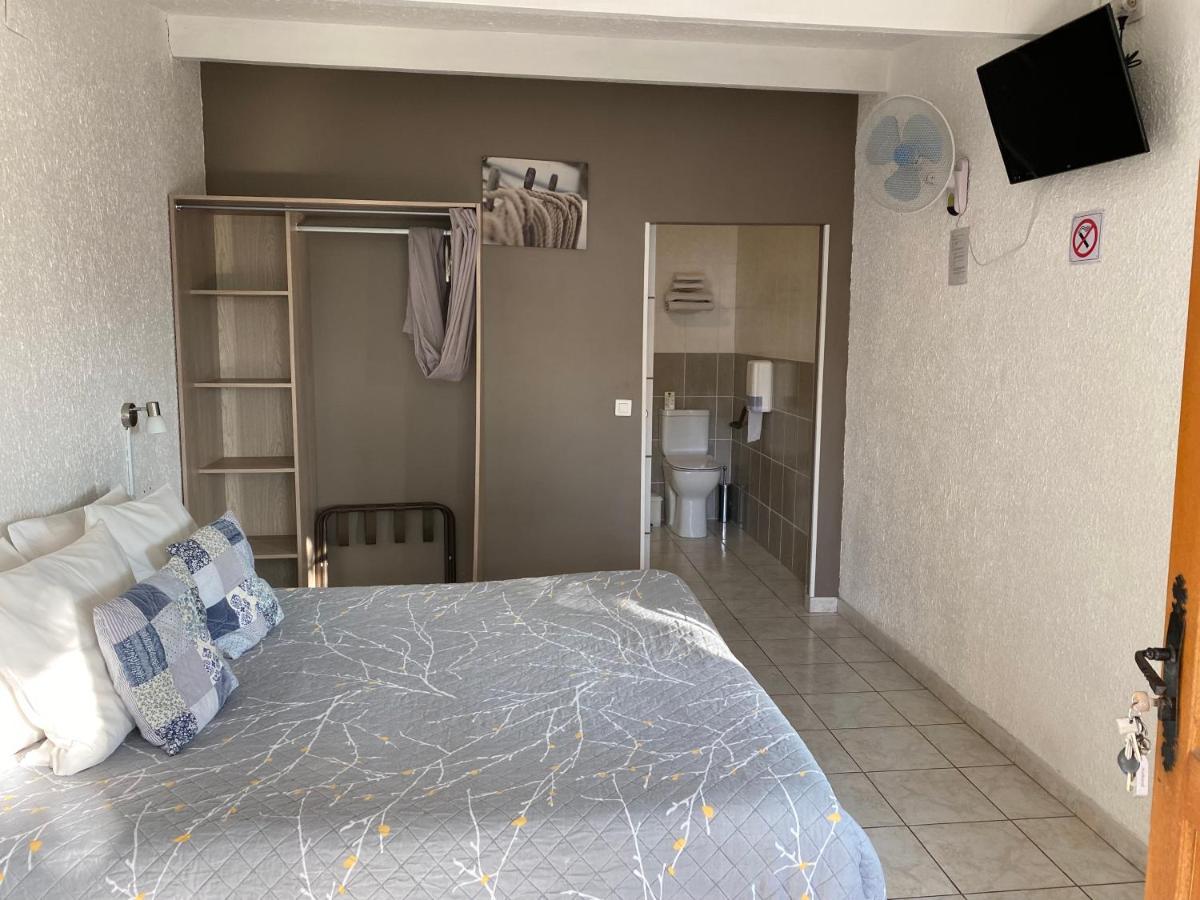 Logis Hotel La Chaumiere Marseillan  Exterior foto